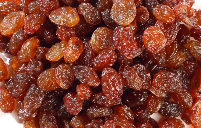 dried grapes Raisins benefits